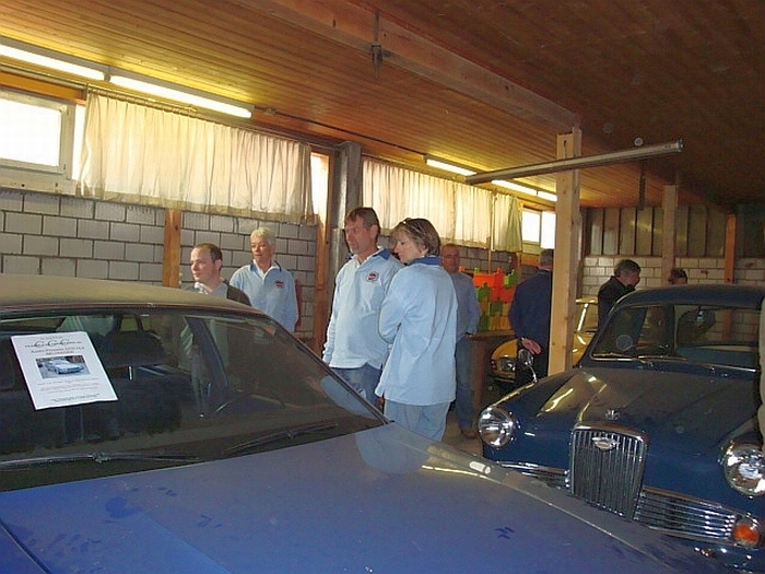 2010-05 Jensen Car Club zu Besuch 077.jpg